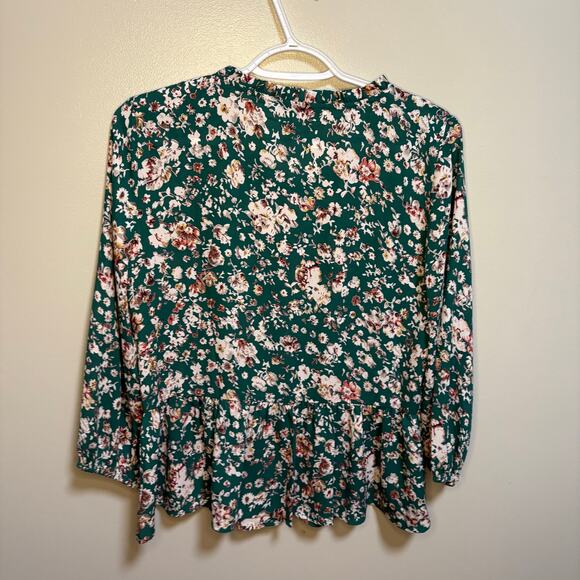 Collective Concepts Green White Sloan Floral Peplum Blouse Fab Fit Fun Medium - Picture 2 of 9